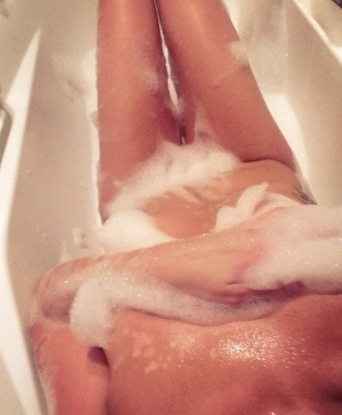 Юлиана, 23 года, 2 размер груди